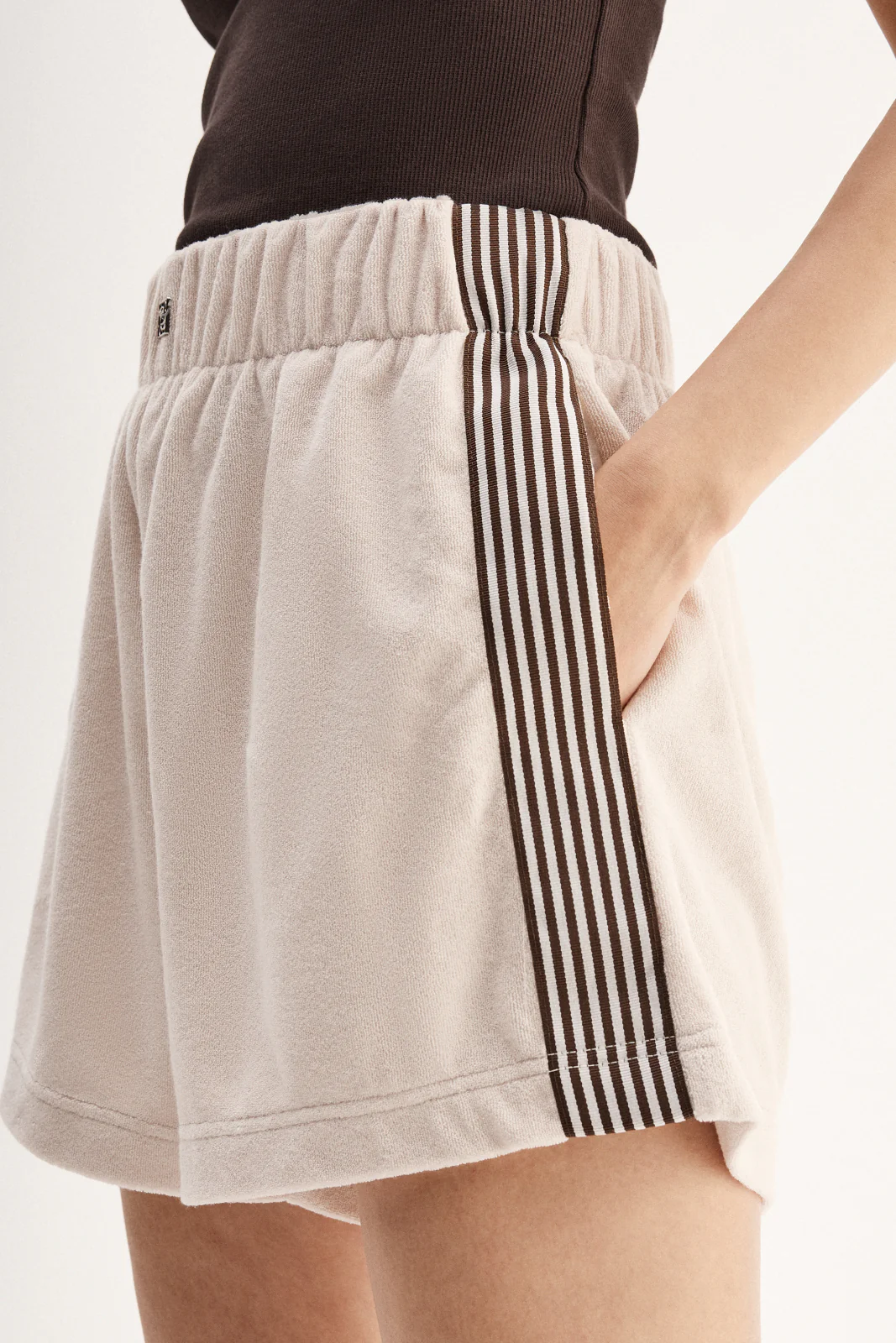 Beau Short Ecru - Image 4