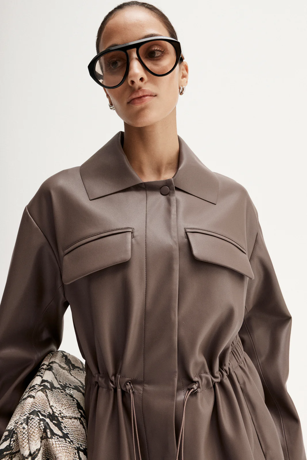 Bennet Jacket Taupe - Image 2