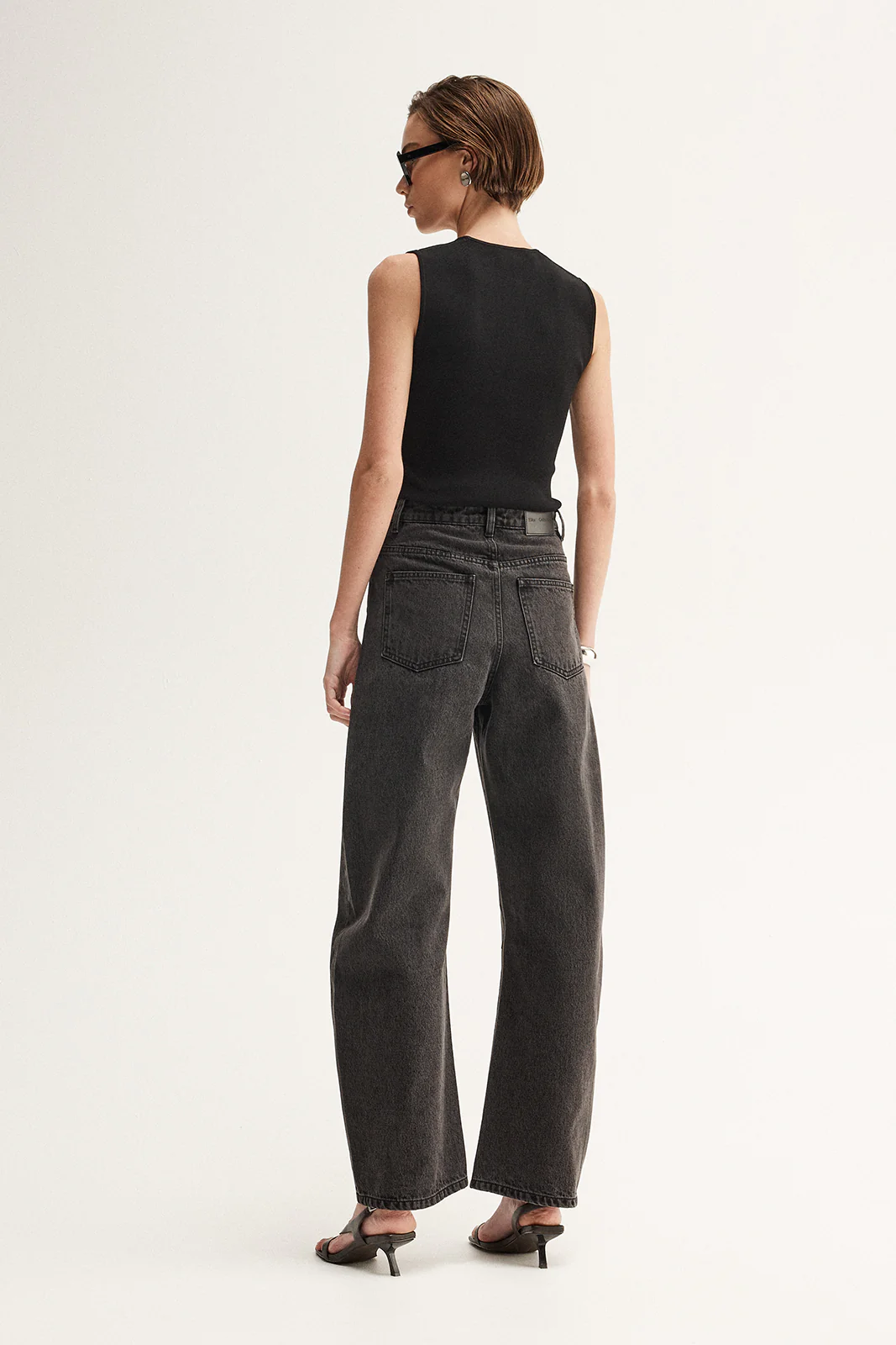Chelsea Barrel Leg Jean Black - Image 5