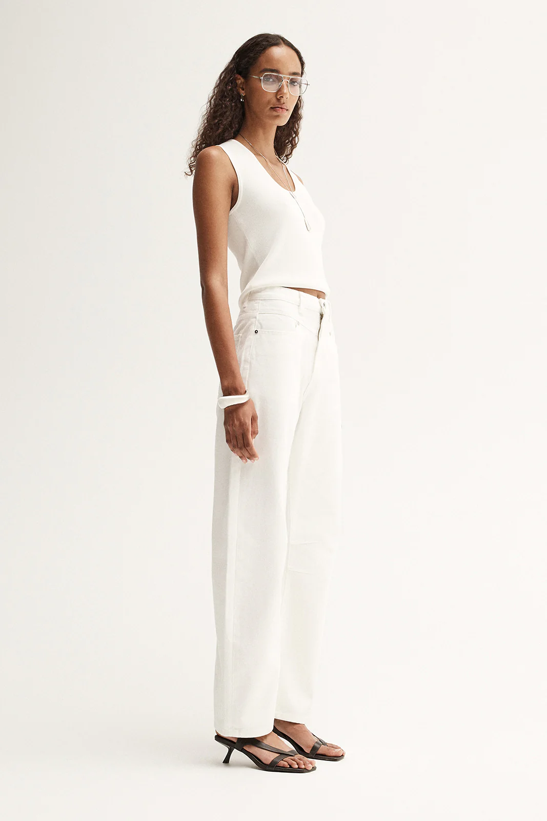 Chelsea Barrel Leg Jean Ivory - Image 5
