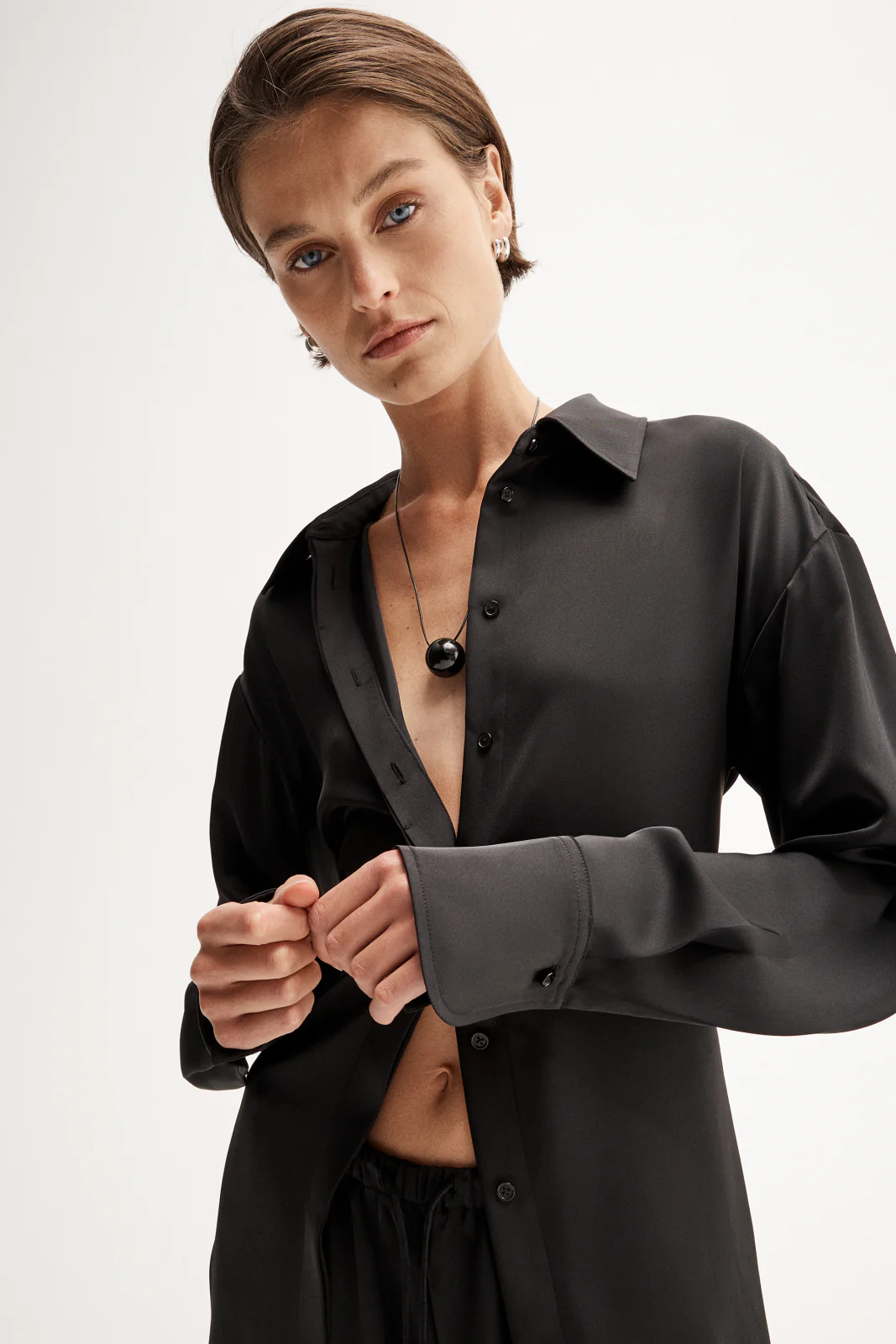 Ella Shirt Black - Image 3