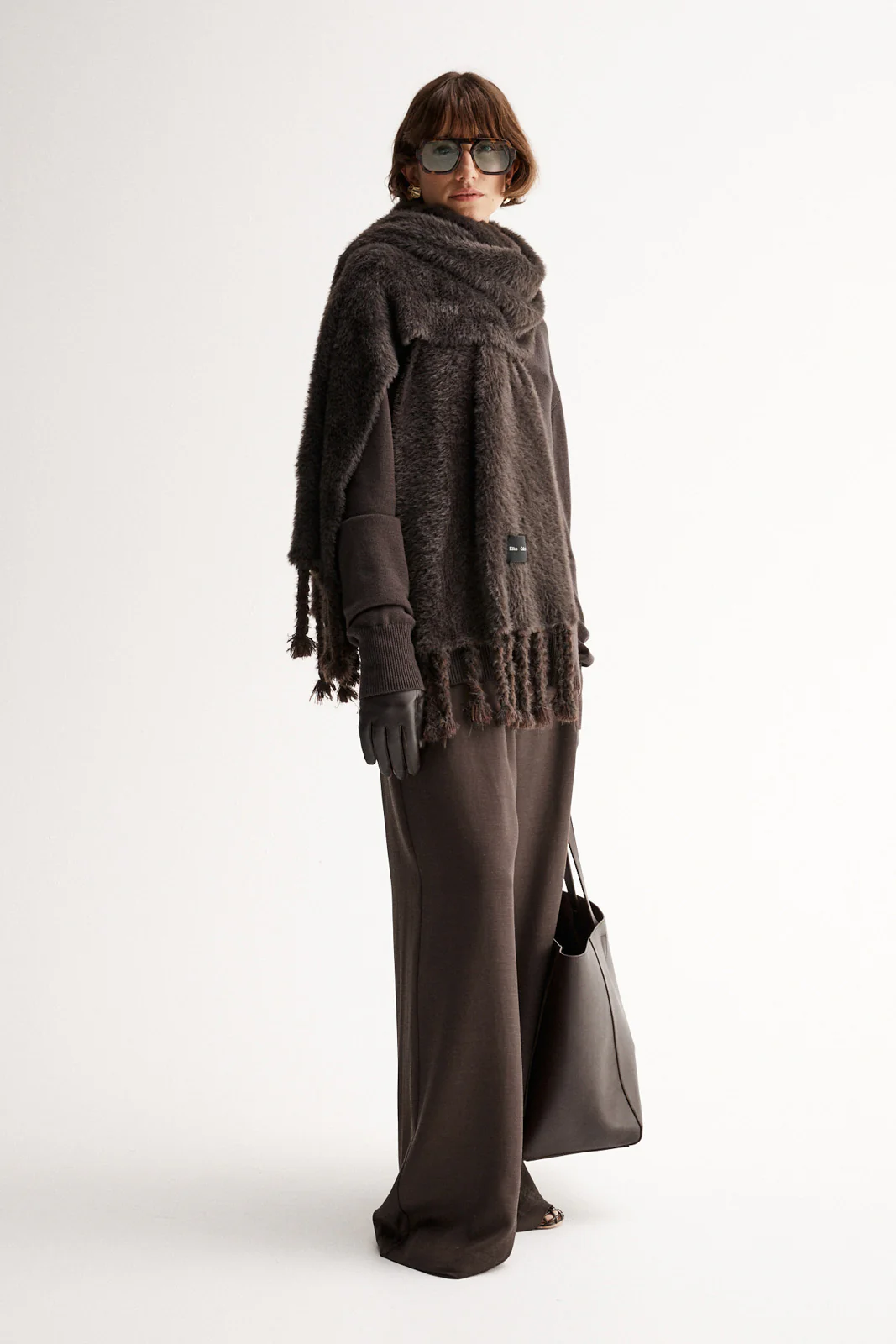 Ellis Knit  Chocolate - Image 5