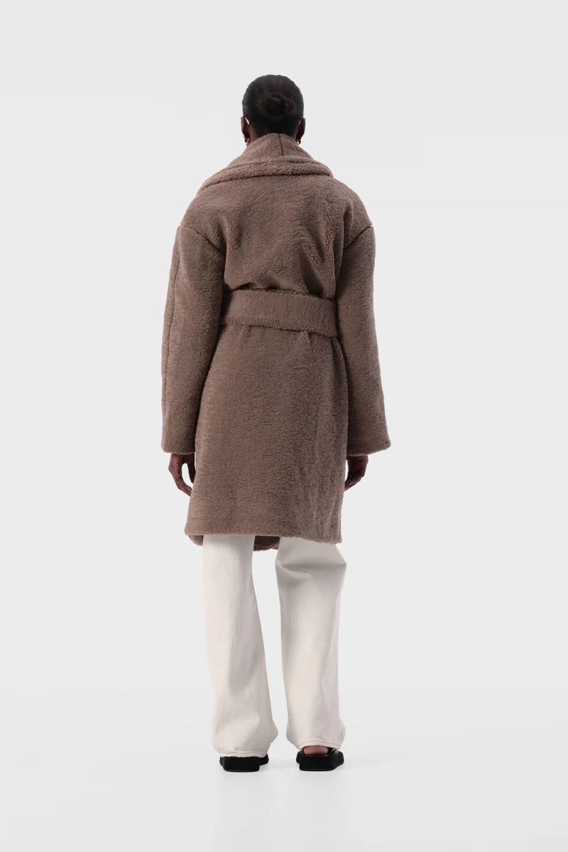 Erla Coat Taupe - Image 5
