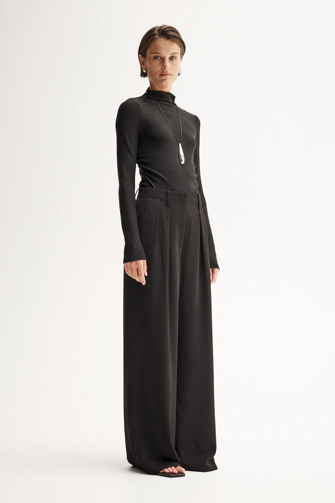 Finn Pant Black - Image 3