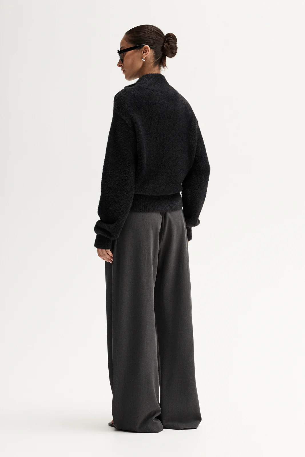 Leon Knit Cardigan Black - Image 5