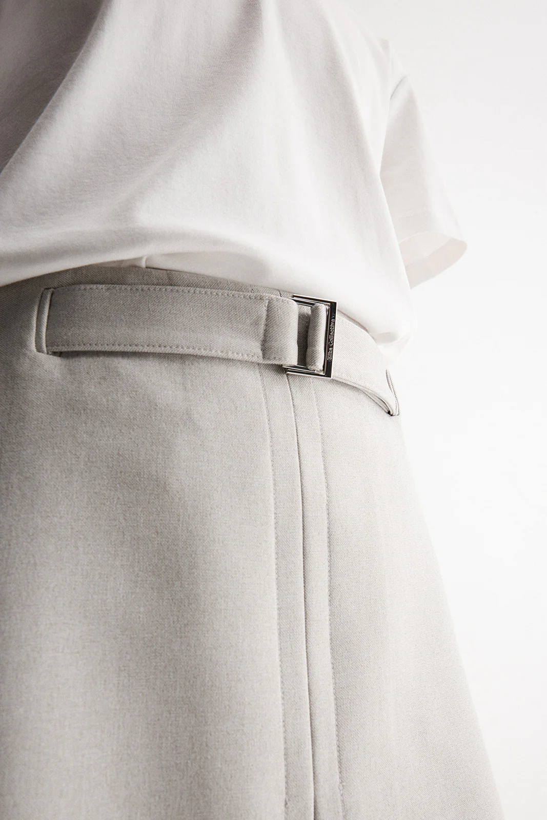Maeve Skirt Pebble - Image 4
