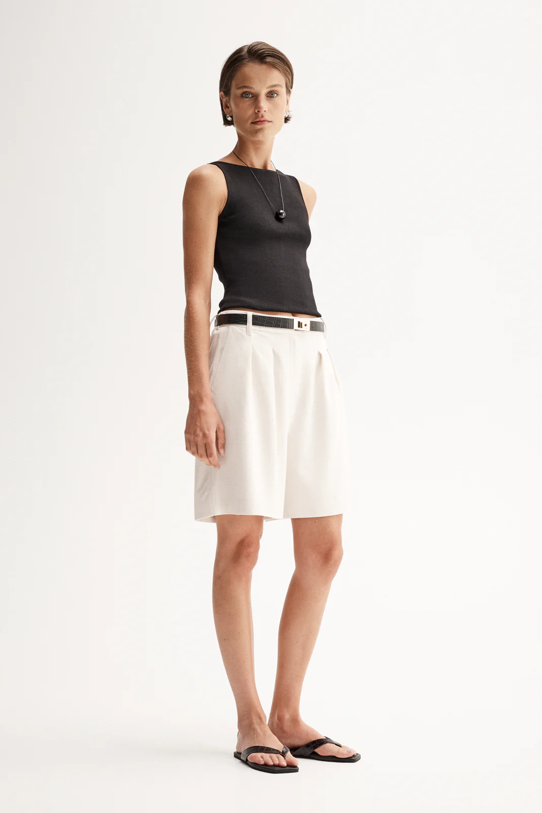 Manon Short Ecru - Image 4