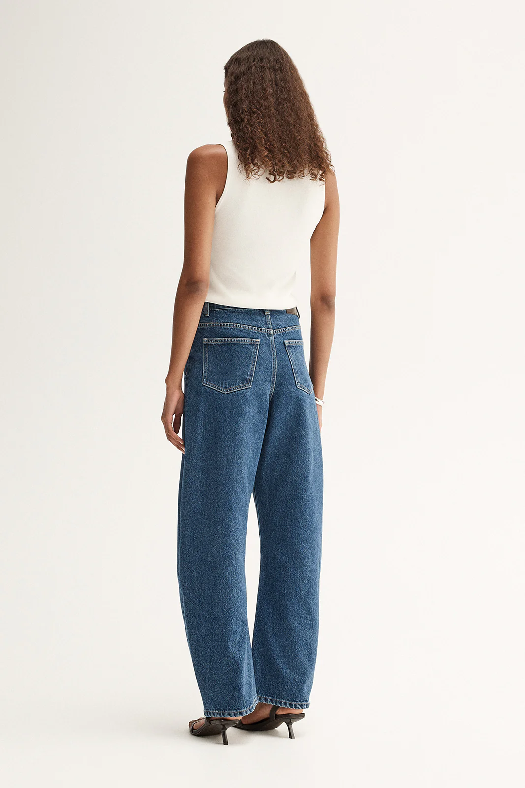 Mason Barrel Leg Jean Dark Indigo - Image 5