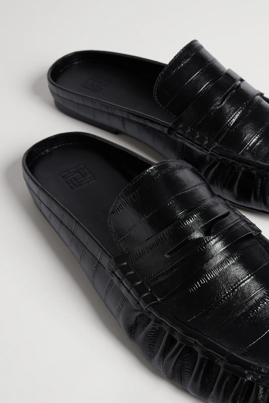 Meller Loafer Black - Image 3