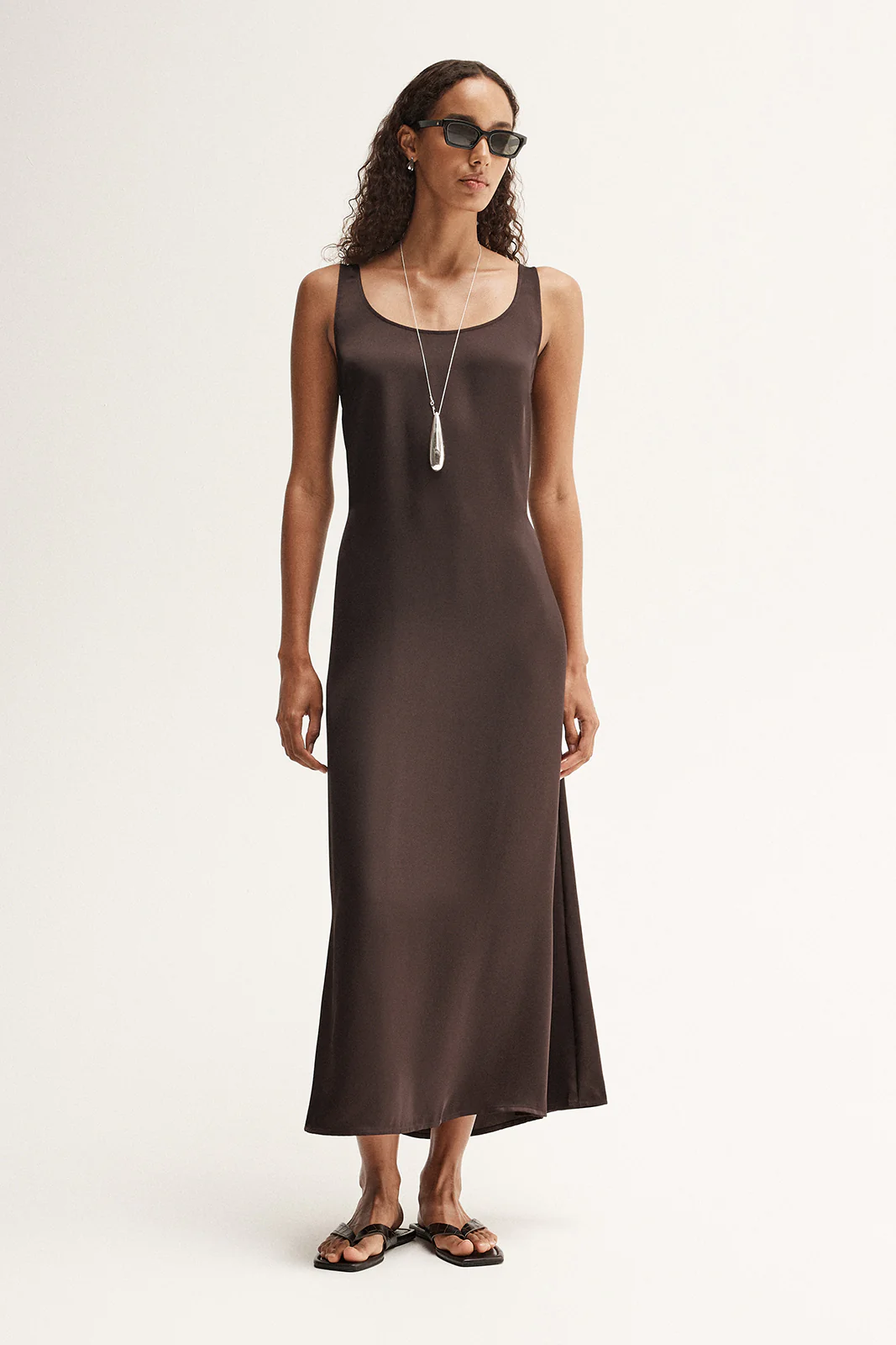 Mina Maxi Dress Chocolate - Image 3