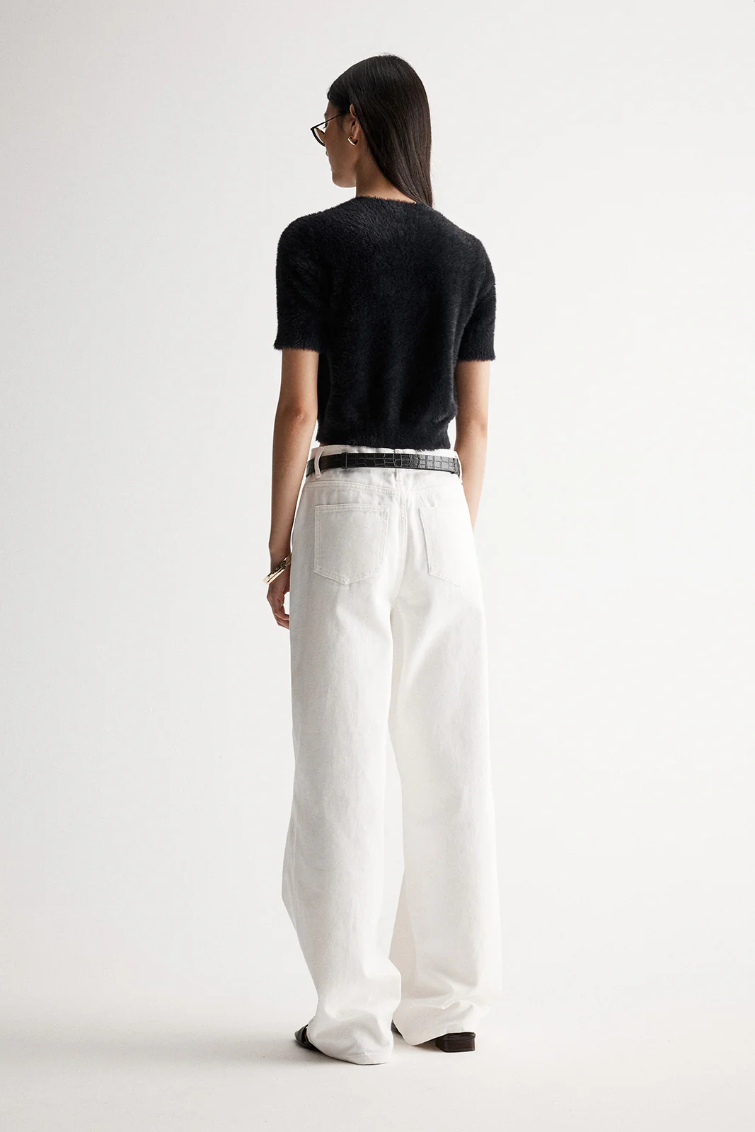 Mochi Knit Tee Black - Image 5