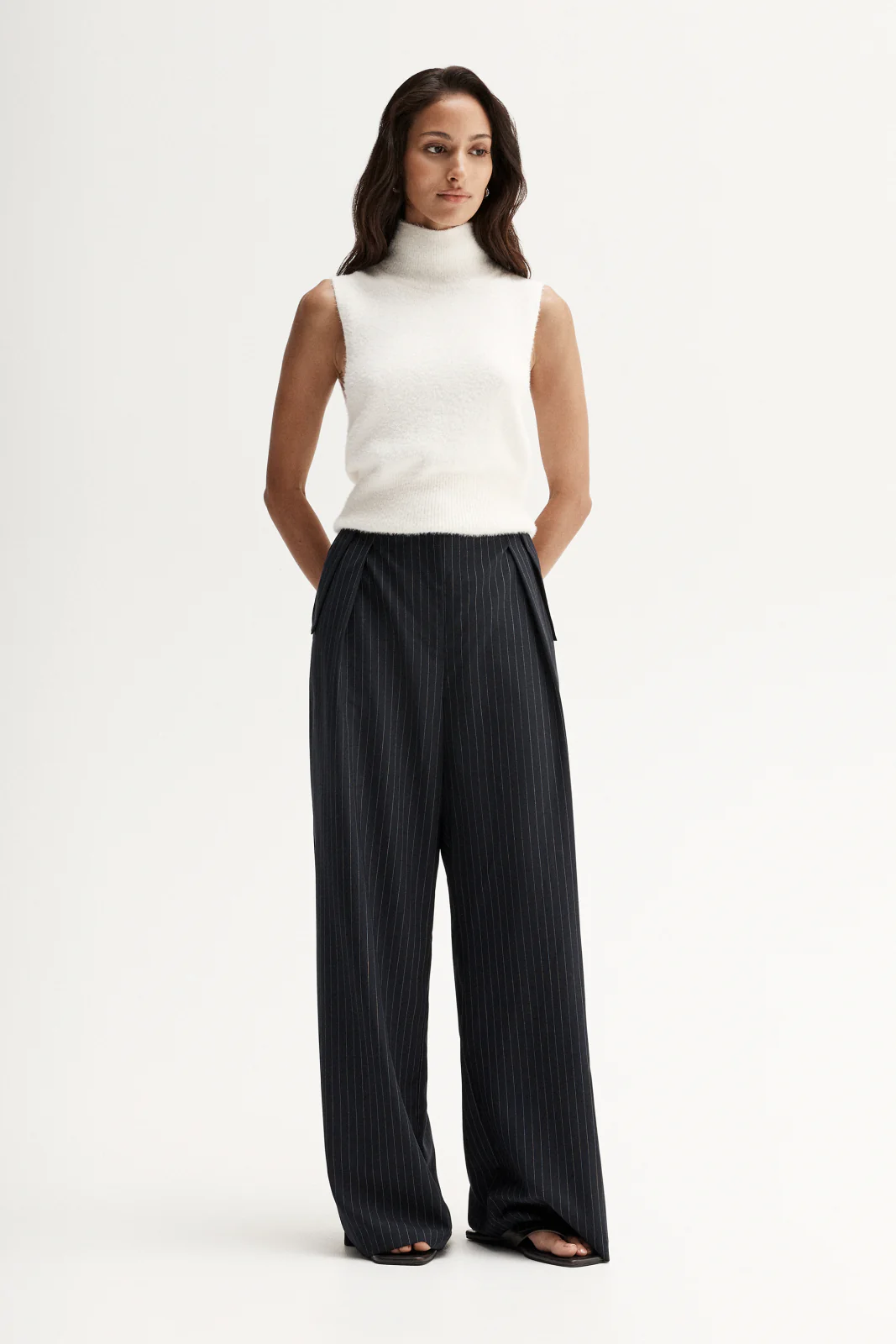 Tobias Pinstripe Pant Midnight Navy Pinstripe - Image 3